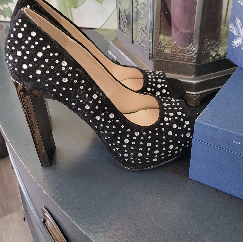 Black Heels by FRH